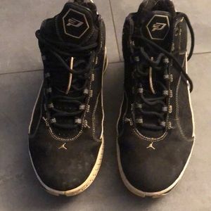 Nike Jordan basketball shoes black and white size 11